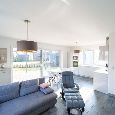 Ferienhaus Seeblick Am Harkebruegger See Mit Sauna Und Kamin Barssel  Buitenkant foto
