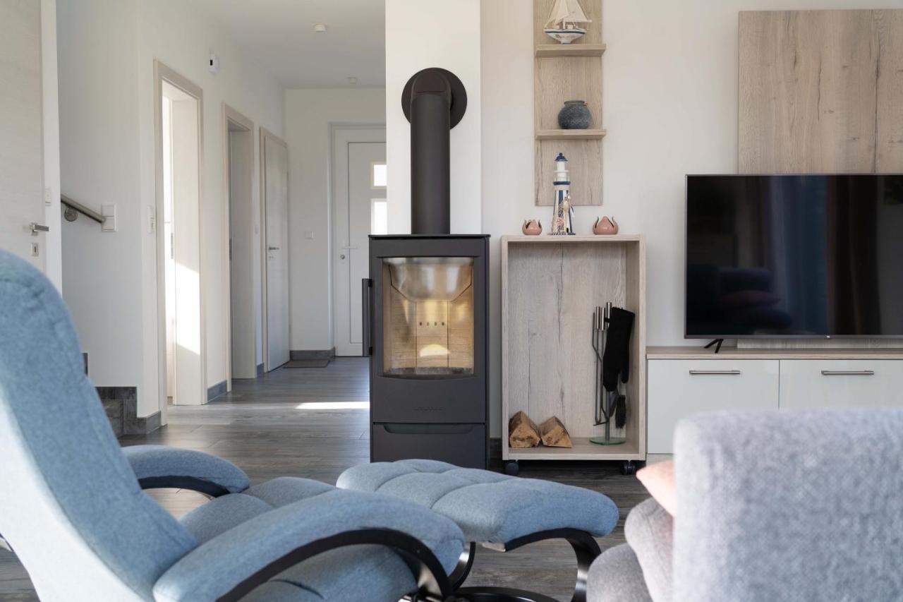 Ferienhaus Seeblick Am Harkebruegger See Mit Sauna Und Kamin Barssel  Buitenkant foto